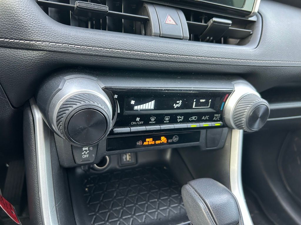 2023 Toyota RAV4 LE 25