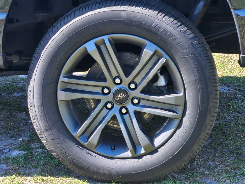 2023 Ford F-150 Lariat - 10