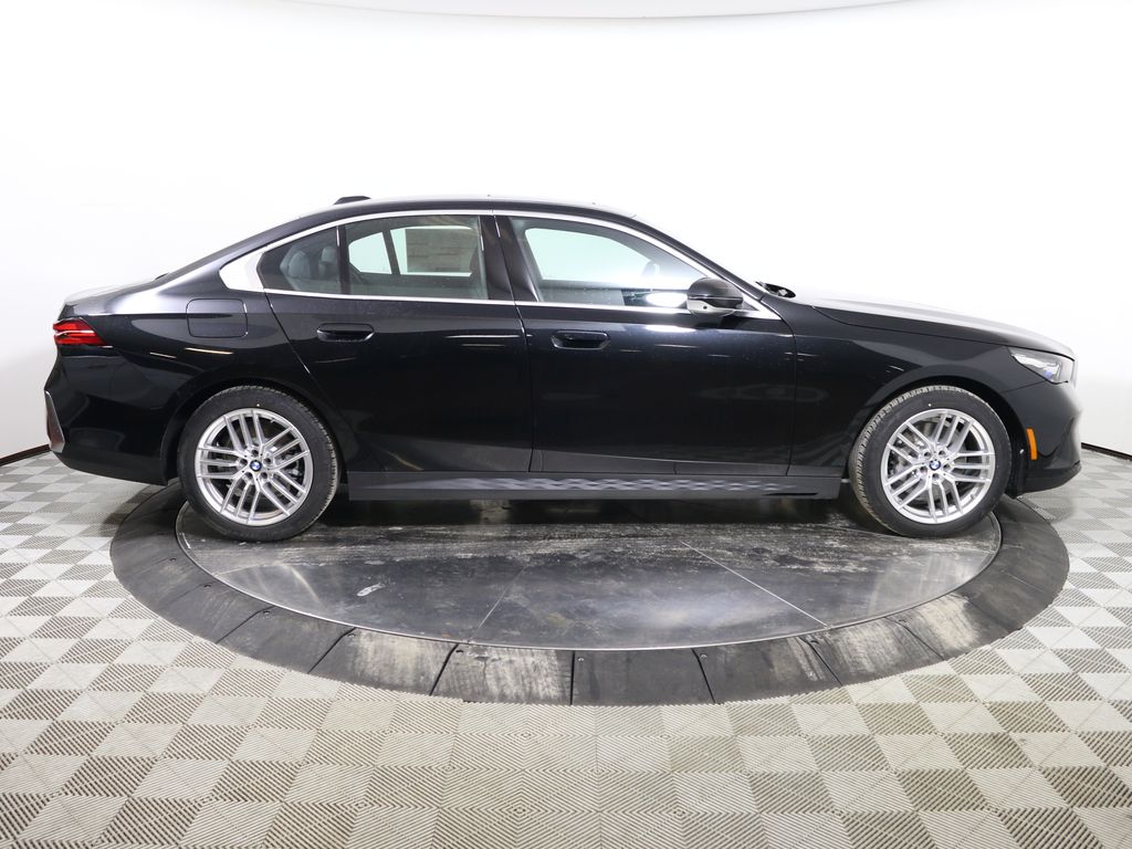 2024 BMW 5 Series 530i xDrive 6