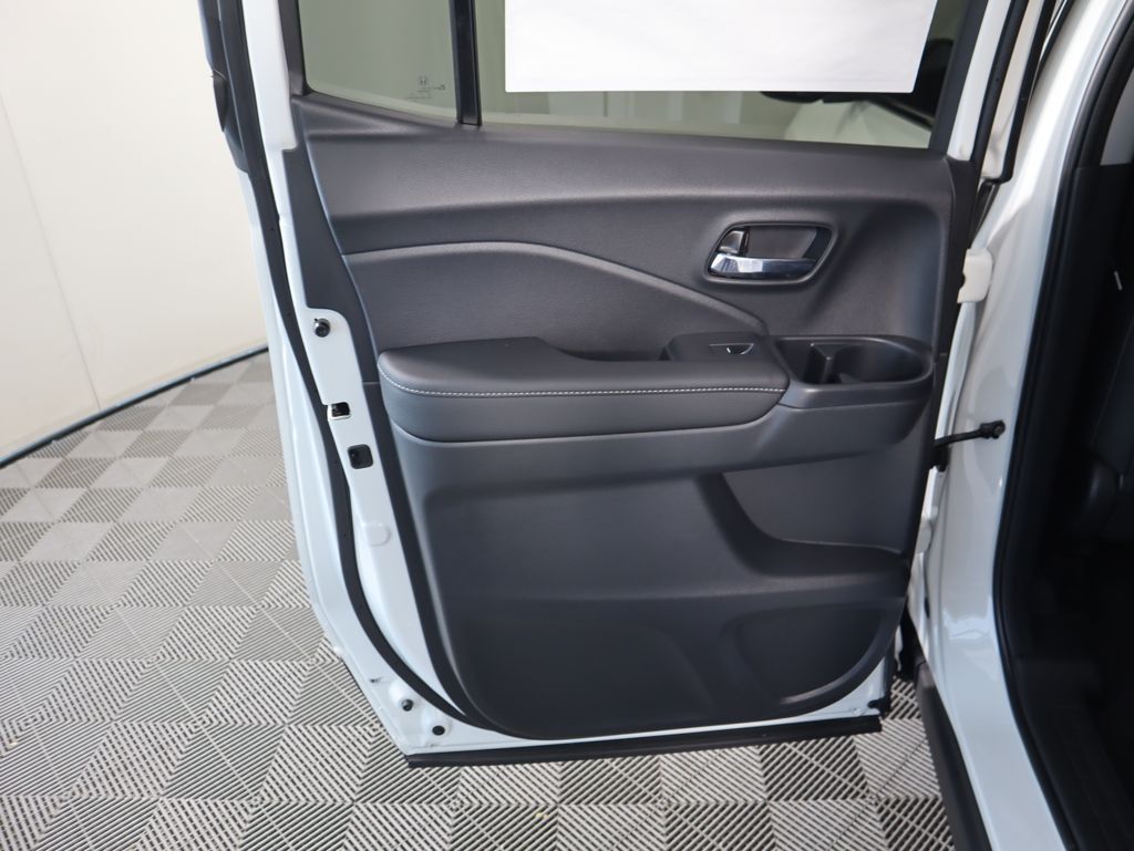 Thumbnail: 2026 Honda Ridgeline - 26