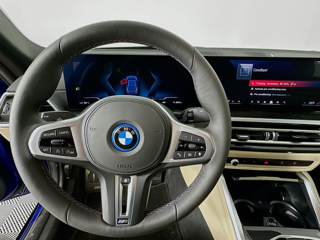 Thumbnail: 2024 BMW i4 - 10