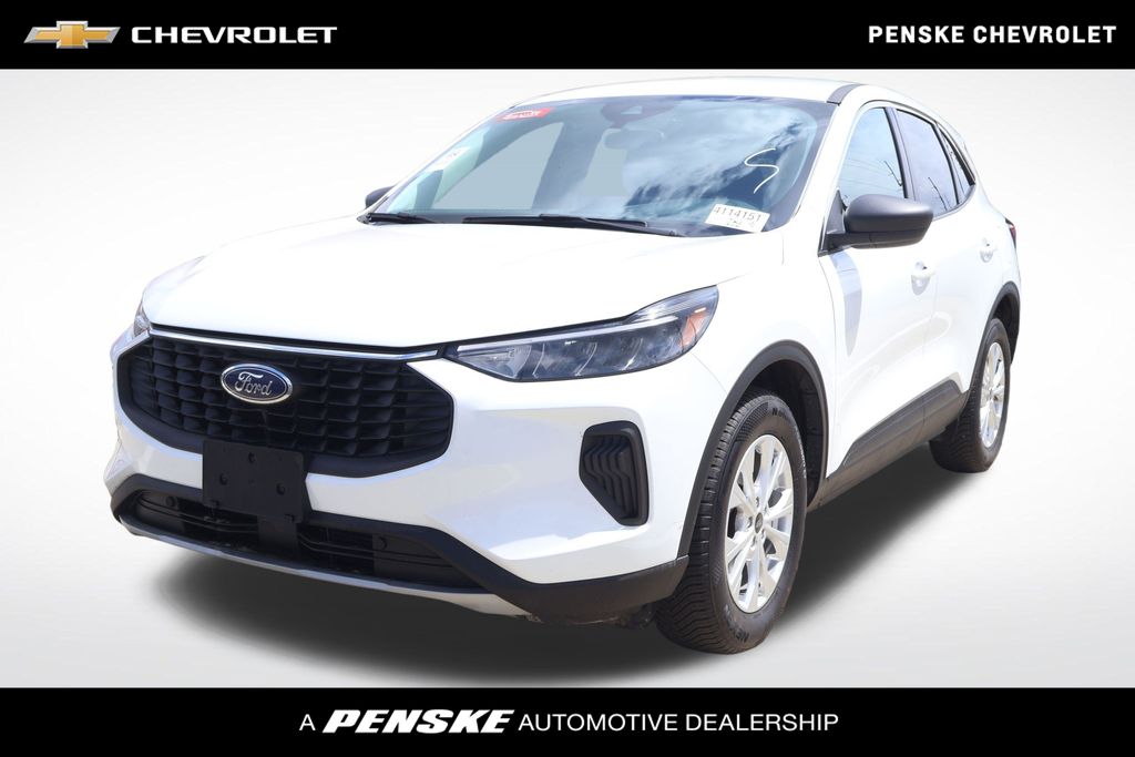 Thumbnail: 2023 Ford Escape - 1
