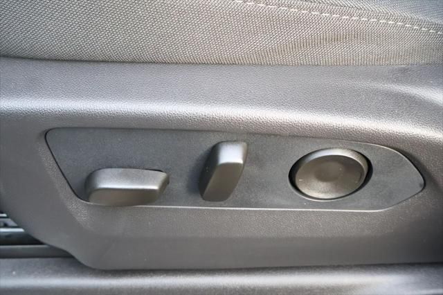 Thumbnail: 2026 Chevrolet Silverado 1500 - 17