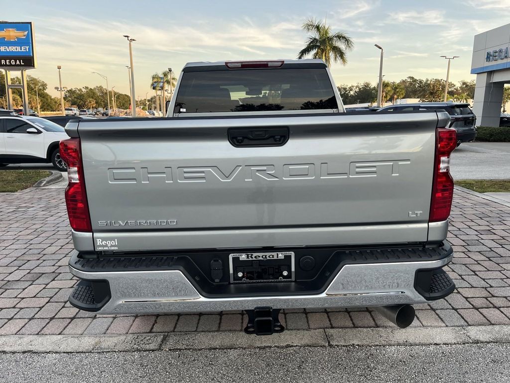 2025 Chevrolet Silverado 2500HD LT 3