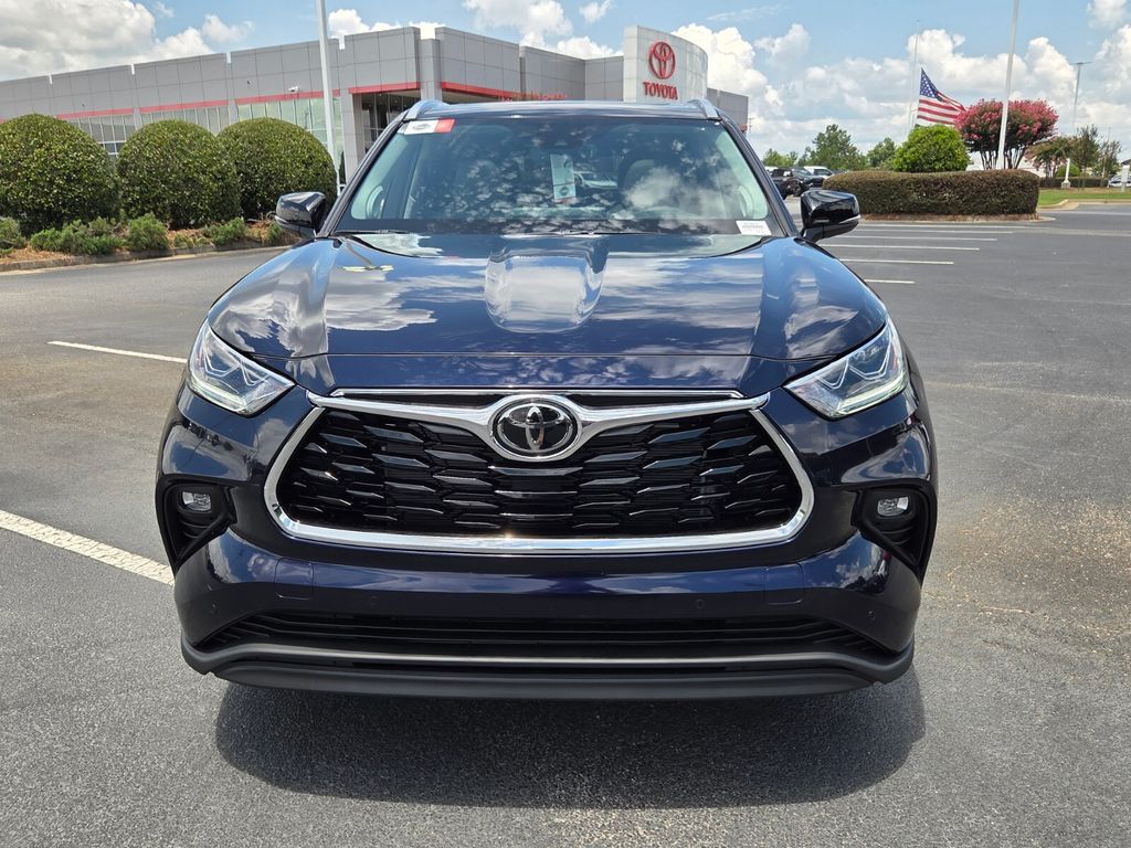 New 2026 Toyota Highlander SUV
