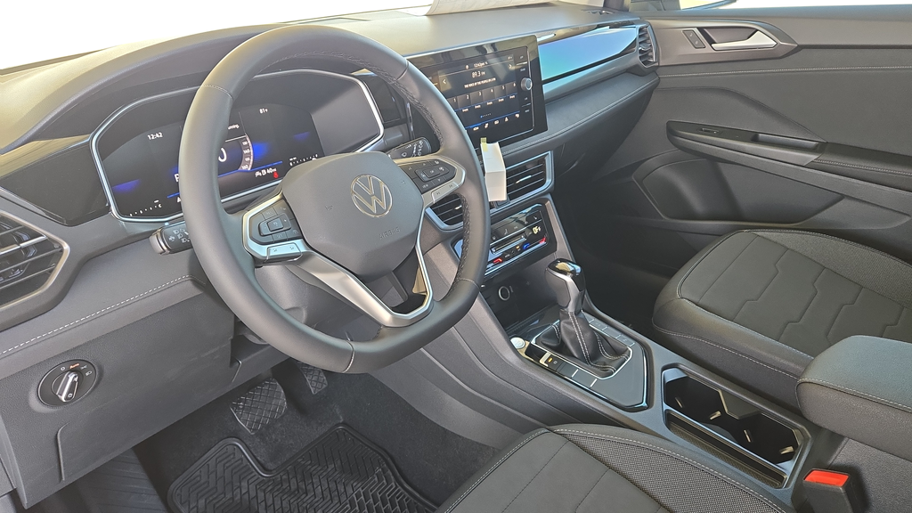 2026 Volkswagen Taos