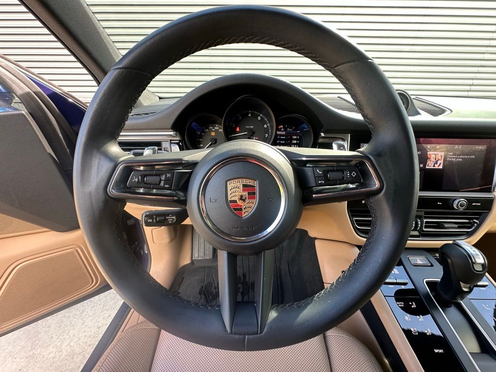 Thumbnail: 2023 Porsche Macan - 15