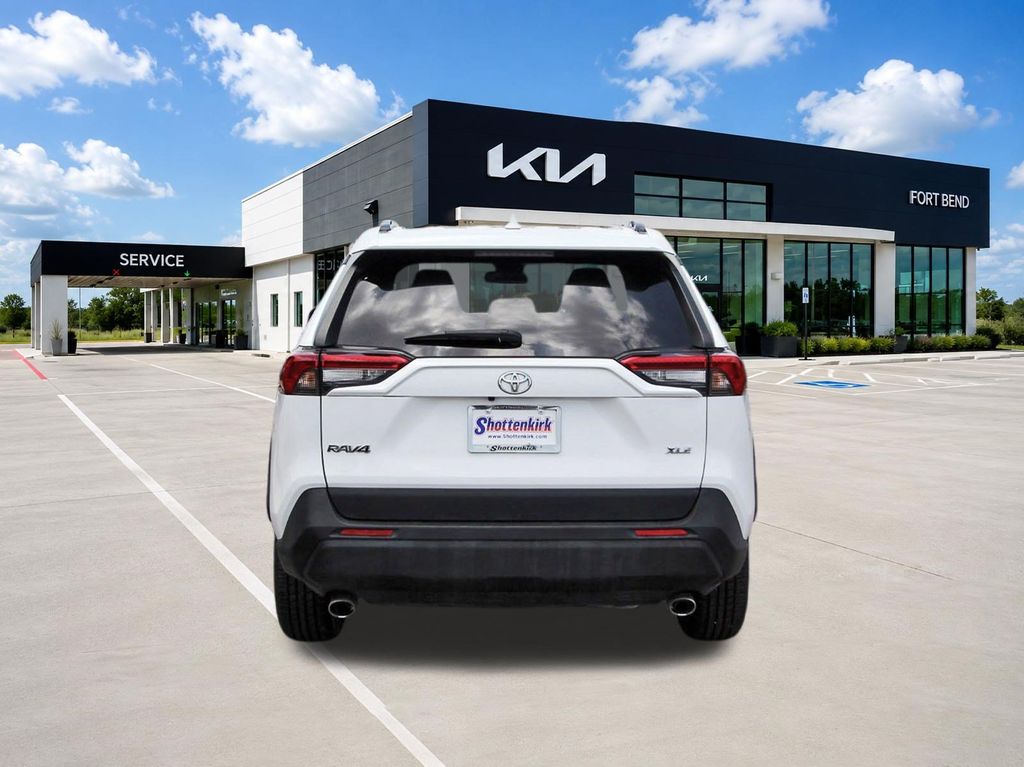 2022 Toyota RAV4 XLE White at Emmons Autoplex