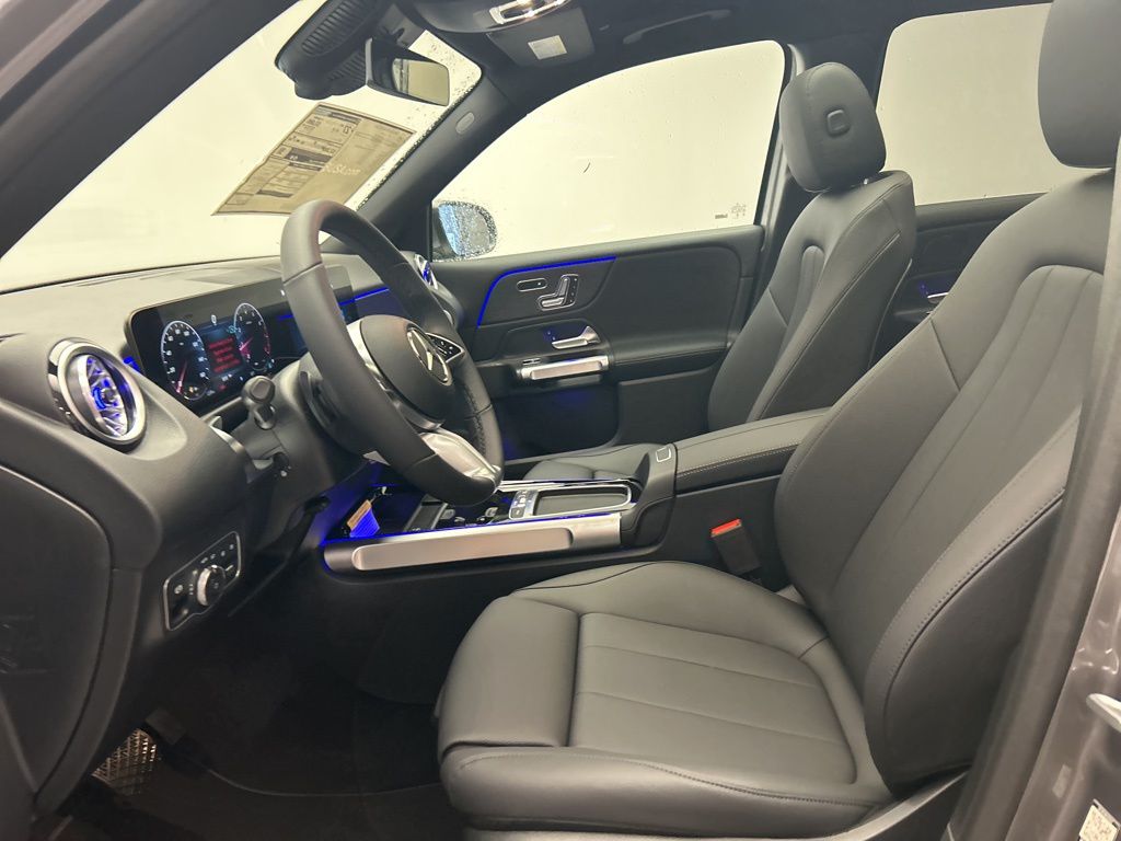 Thumbnail: 2026 Mercedes-Benz GLB - 12