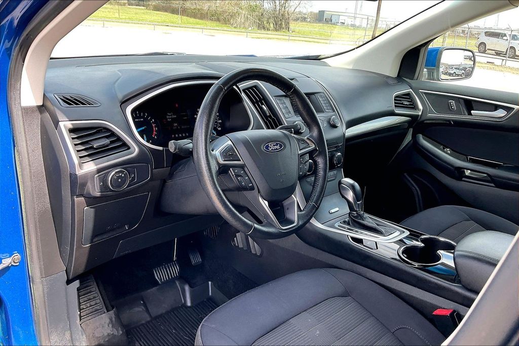 Used 2018 Ford Edge SEL 4D Sport Utility