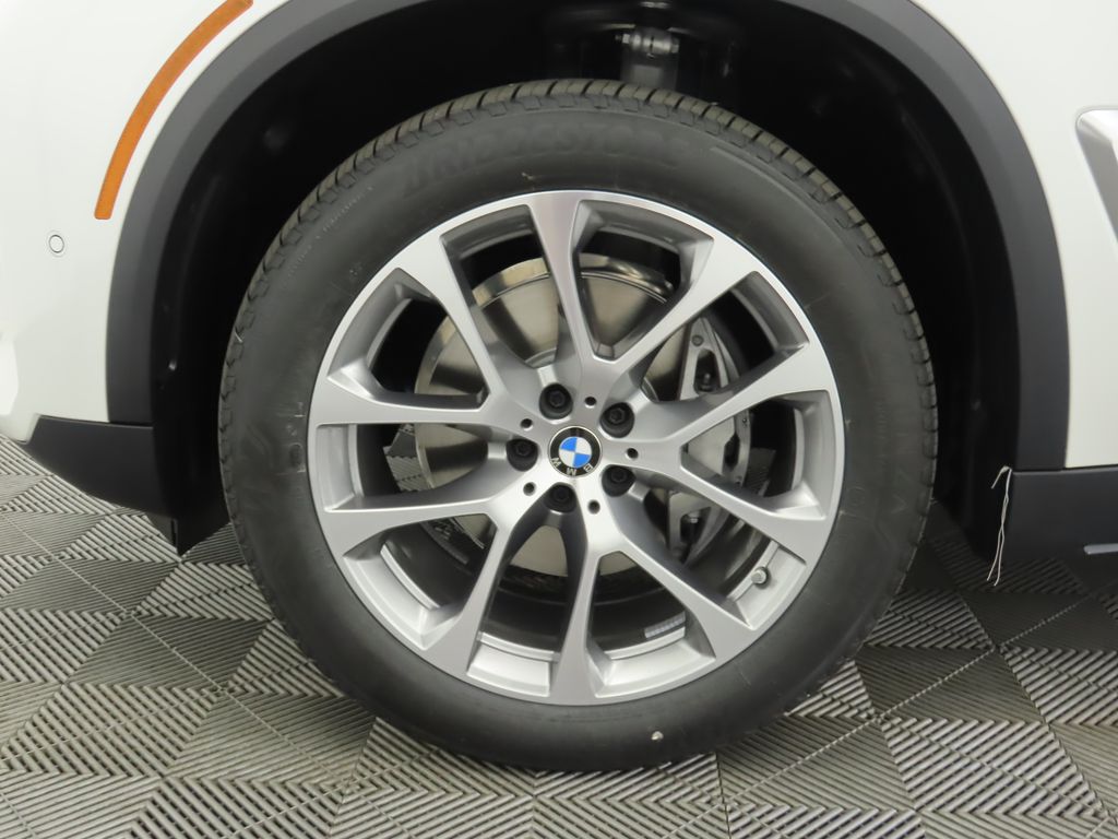 Thumbnail: 2026 BMW X5 - 31