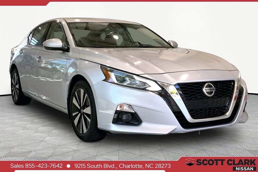 2020 Nissan Altima 2.5 SV