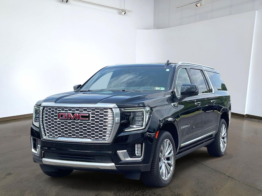 Onyx Black 2022 GMC Yukon XL SUV / Crossover Four-Wheel Drive