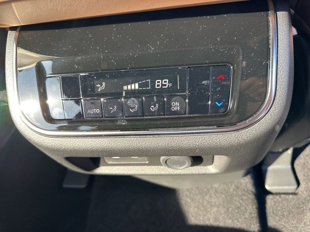 2025 Aspen White Tricoat Nissan Armada SL RWD SUV