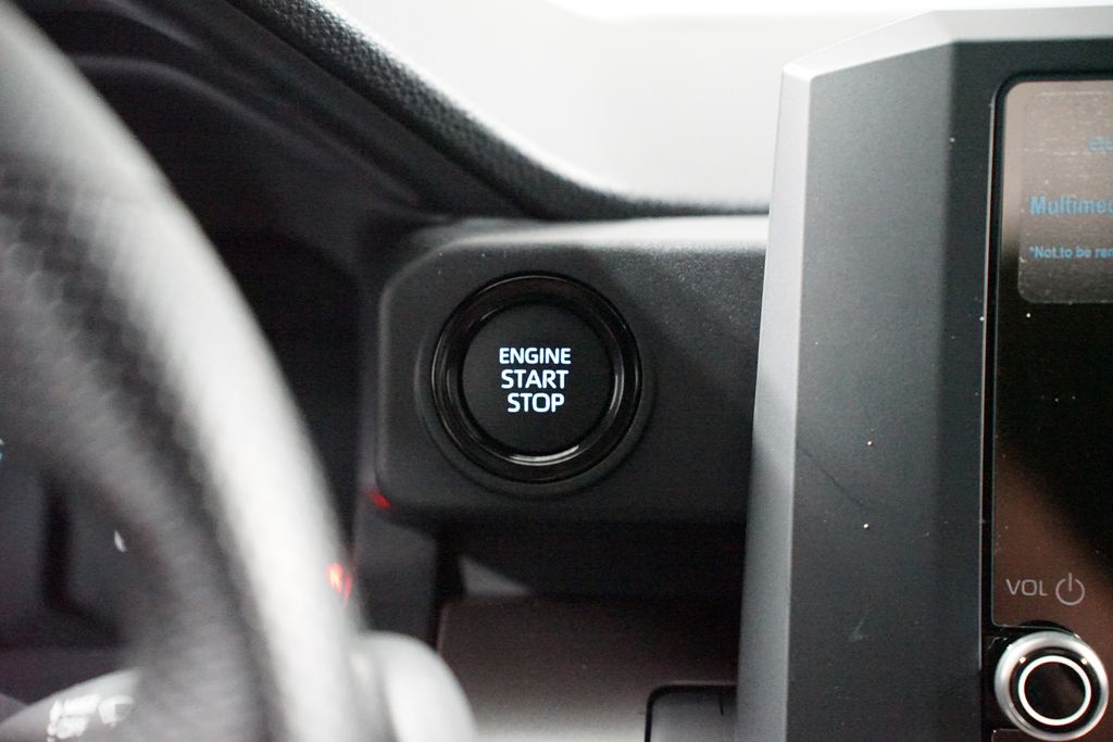 Thumbnail: 2025 Toyota Tacoma - 18