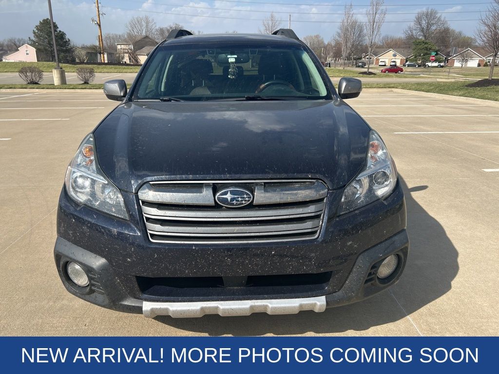 Used 2014 Subaru Outback 2.5i Limited with VIN 4S4BRCPC6E3200768 for sale in Kansas City