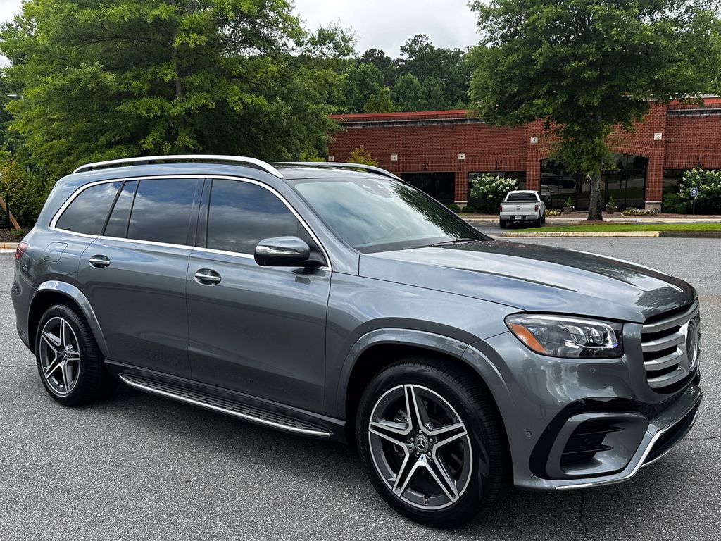 2025 Mercedes-Benz GLS 450 4MATIC