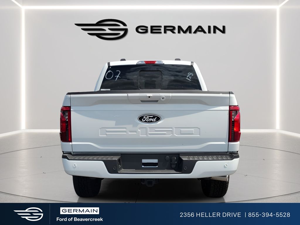 New 2026 White Ford XLT image 5