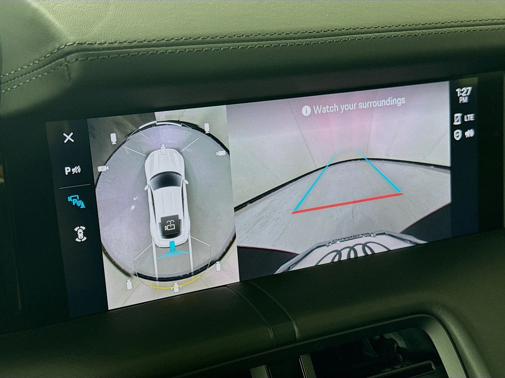 Thumbnail: 2020 Porsche Taycan - 16