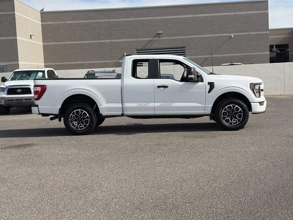 View vehicle photo 6