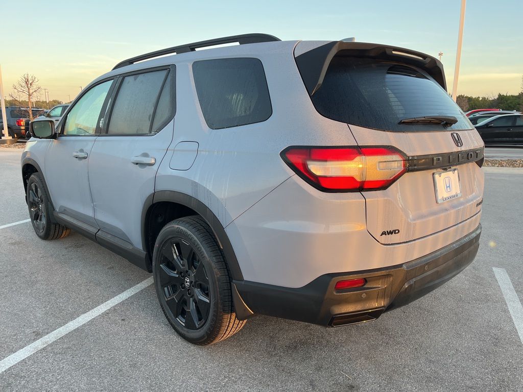 Thumbnail: 2026 Honda Pilot - 4