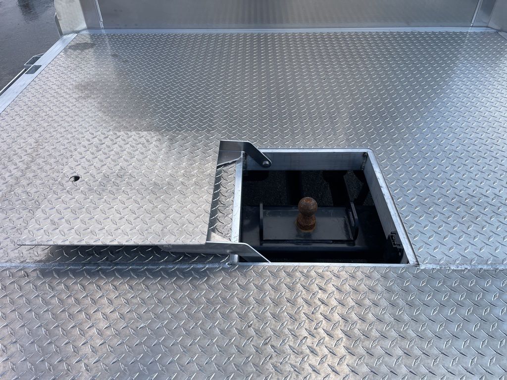 2026 Ford F-350 Chassis LARIAT