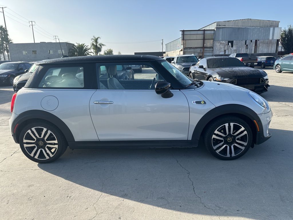 2021 MINI Cooper SE Electric Iconic 4