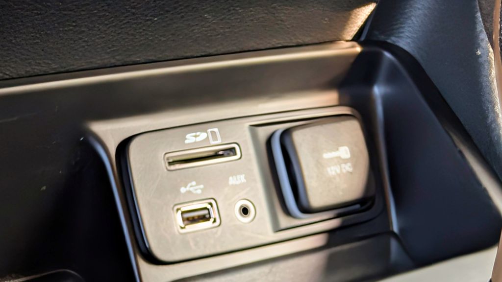 Used 2018 Jeep Cherokee Latitude 4D Sport Utility