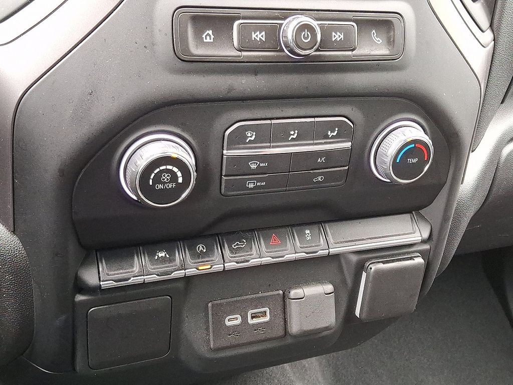 Thumbnail: 2022 Chevrolet Silverado 1500 - 15