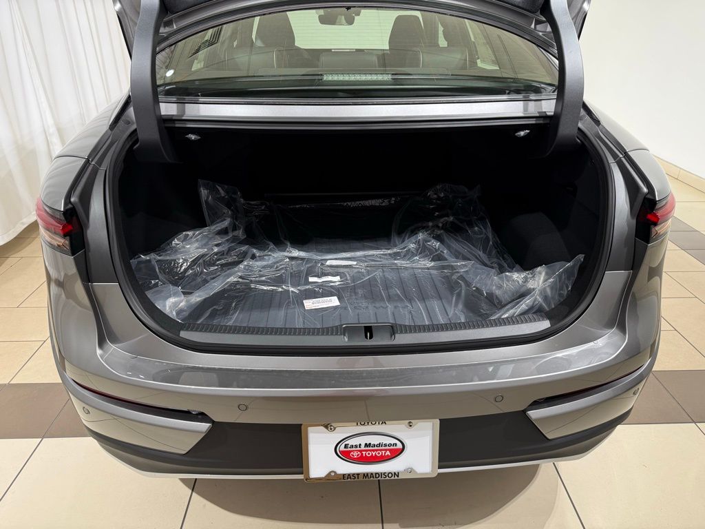 Thumbnail: 2026 Toyota Crown - 11