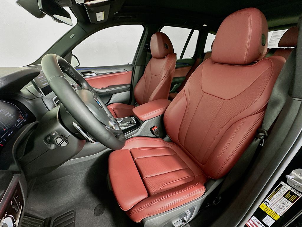 Thumbnail: 2022 BMW X3 - 21