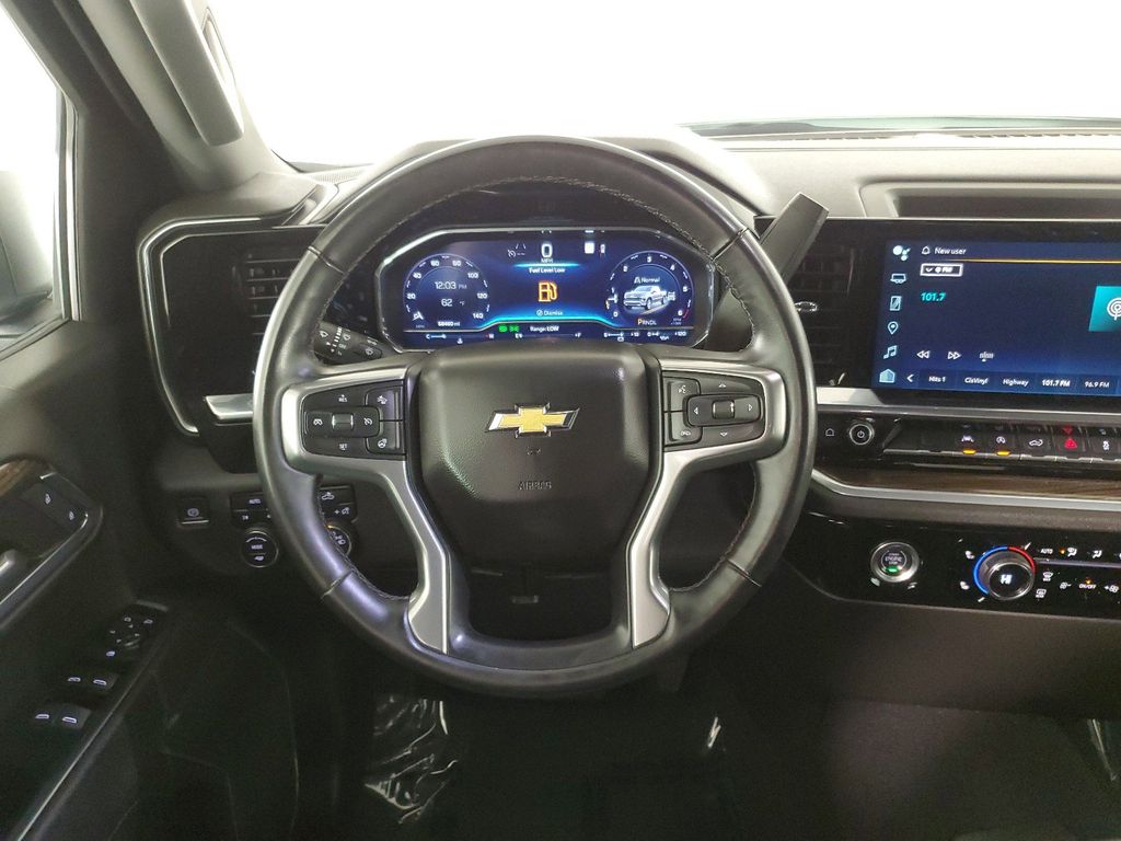 2023 Chevrolet Silverado 1500 LT 19