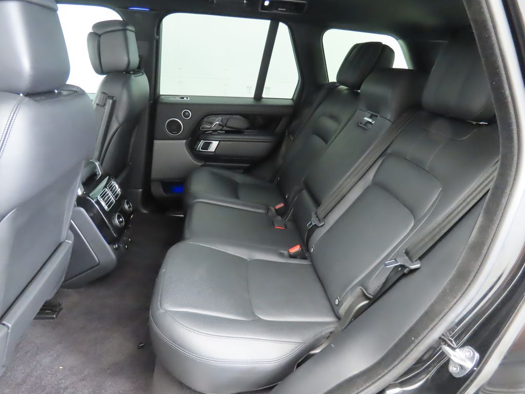Thumbnail: 2020 Land Rover Range Rover - 21
