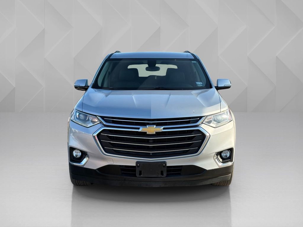 2019 Chevrolet Traverse 3LT Silver at North Houston Mitsubishi
