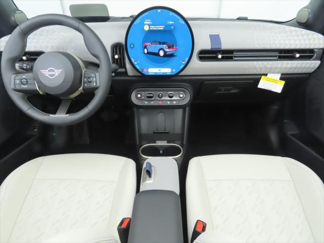 Thumbnail: 2026 MINI Cooper - 22