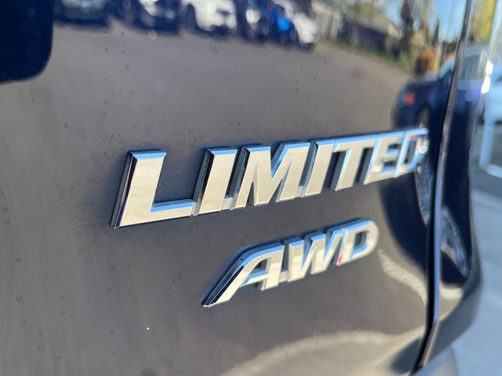 2022 Toyota RAV4 Limited