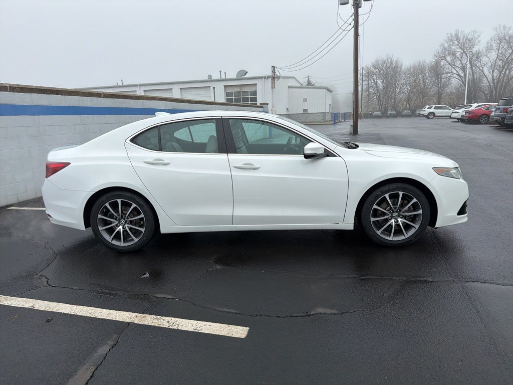 Thumbnail: 2017 Acura TLX - 6