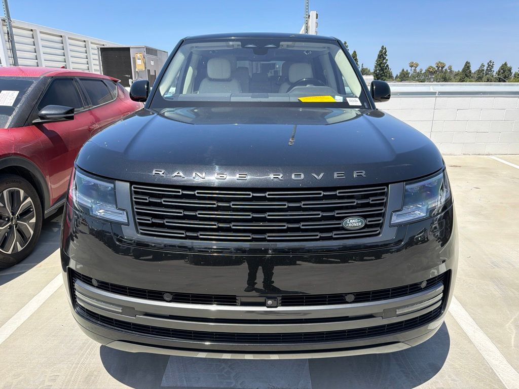 Black 2023 Land Rover Range Rover P530 SE LWB AWD SUV / Crossover All-Wheel Drive 8-Speed Automatic