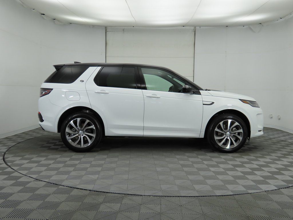 Thumbnail: 2023 Land Rover Discovery Sport - 4