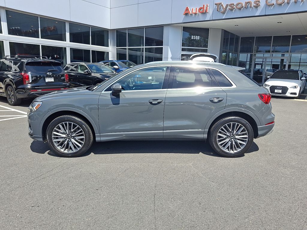 Thumbnail: 2022 Audi Q3 - 7