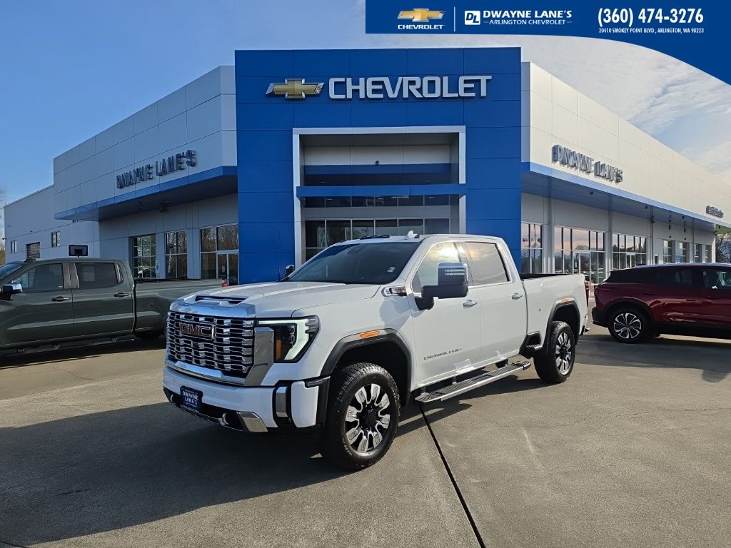 Summit White 2025 GMC Sierra 3500HD Denali Crew Cab 4WD Pickup Truck Four-Wheel Drive Automatic