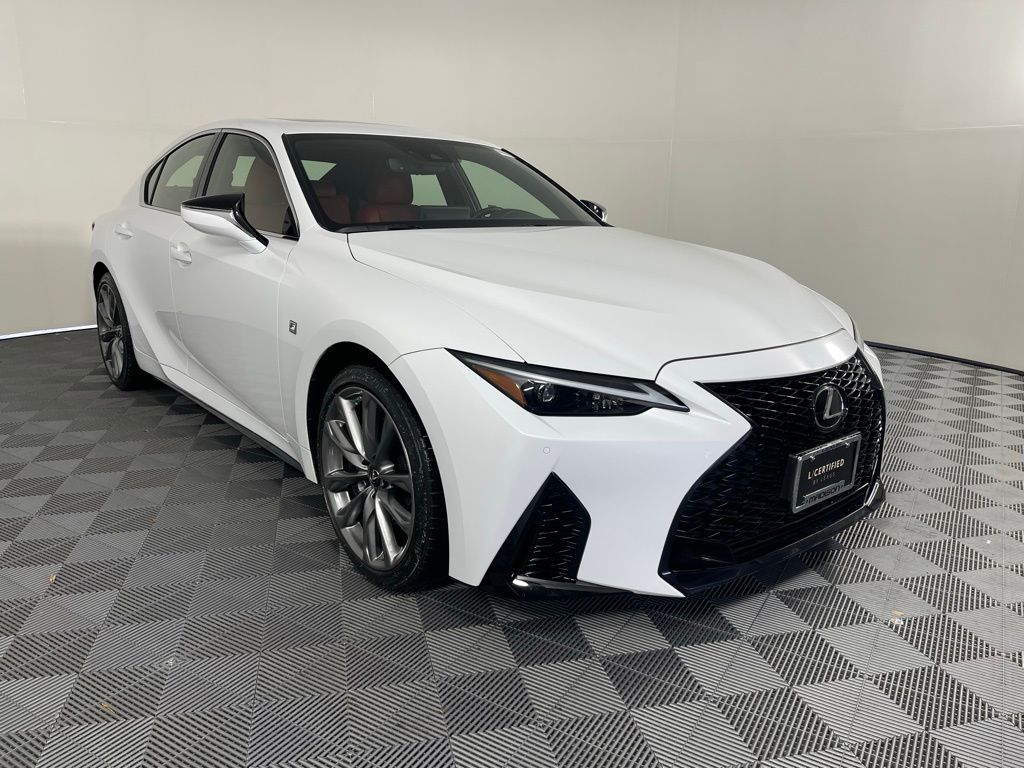 2021 Lexus IS 350 3