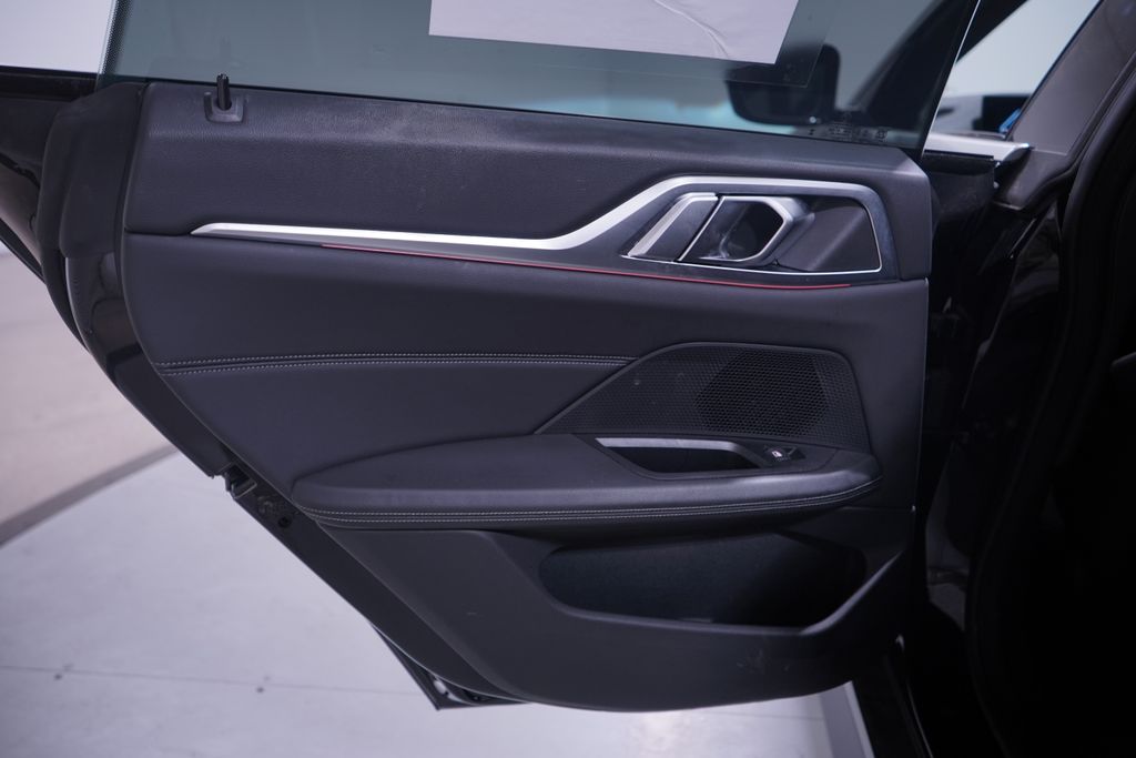 Thumbnail: 2025 BMW i4 - 15