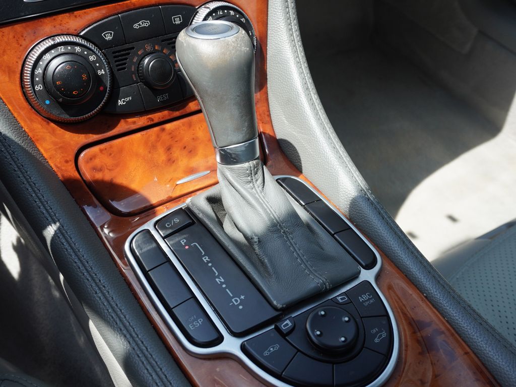 Used 2005 Silver Mercedes-Benz SL 500 image 34