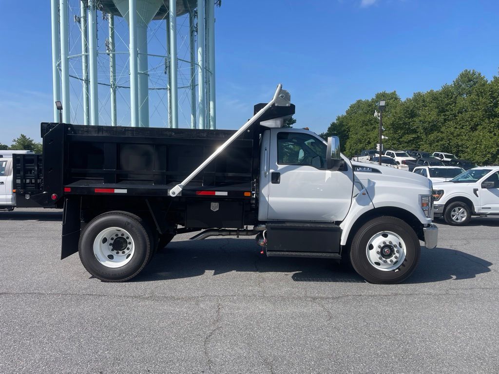 2027 Ford F-650 Diesel 