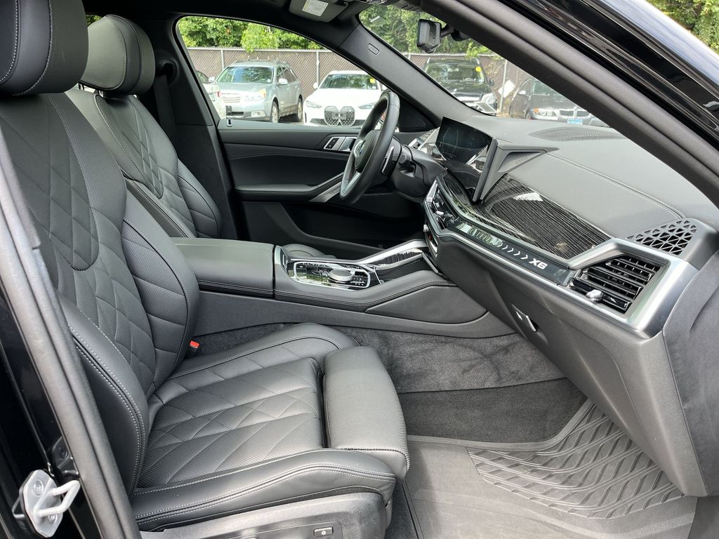 Thumbnail: 2025 BMW X6 - 26