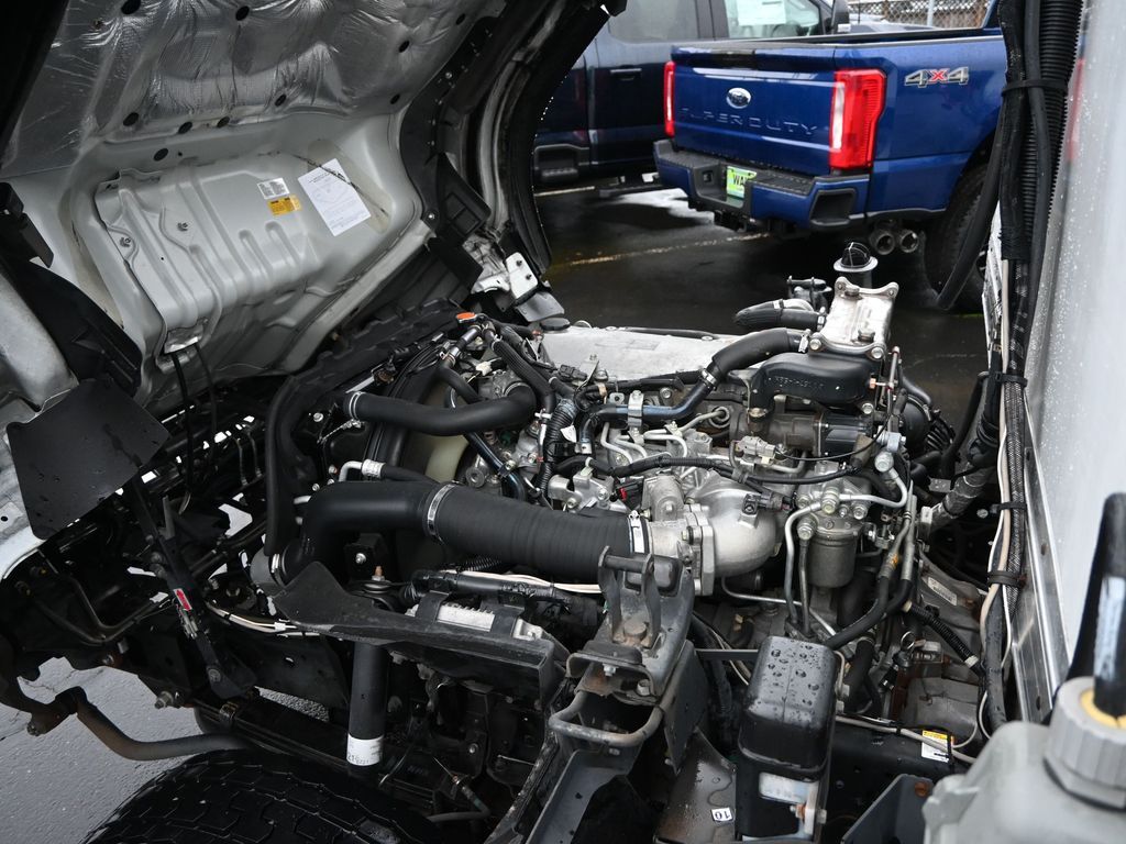 2016 Isuzu DSL REG AT 