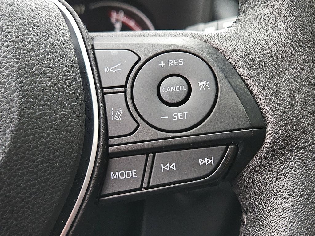 Thumbnail: 2024 Toyota RAV4 - 25