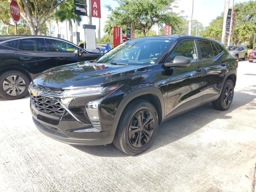 used 2024 Chevrolet Trax car, priced at $17,698