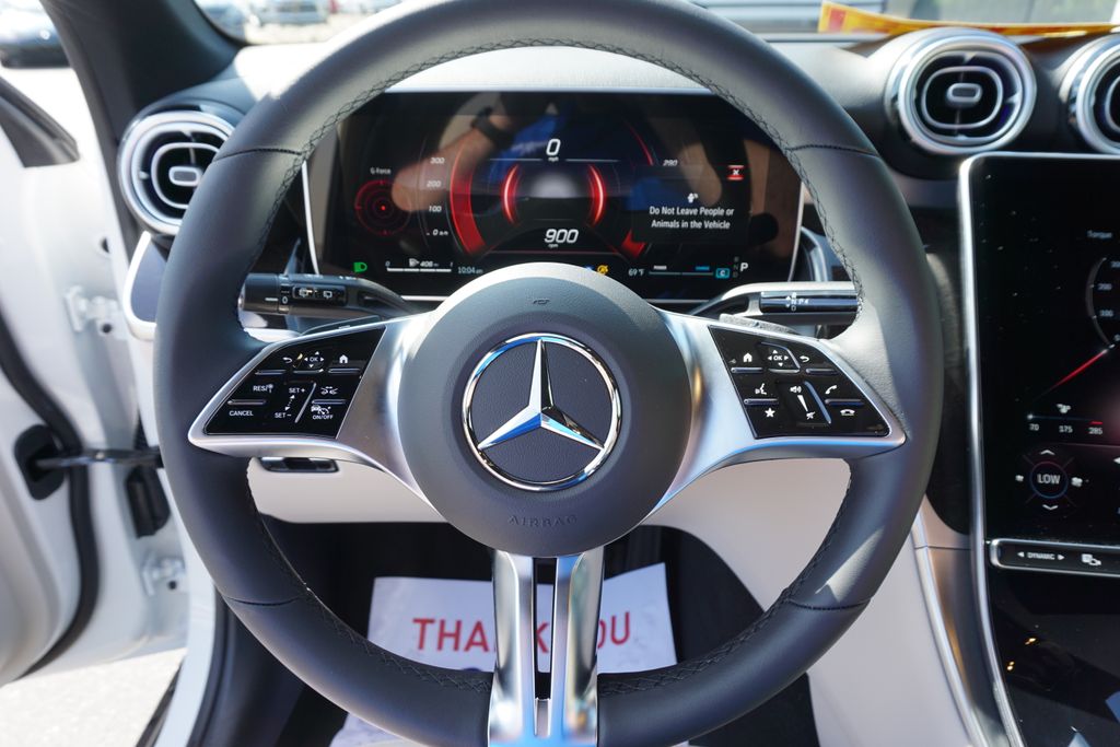 2025 Mercedes-Benz GLC 300 22